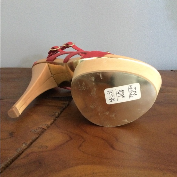 NEW Bebe Marcelle Red Stiletto Sandals - Picture 6 of 8